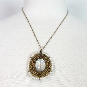 BOUTIQUE GOLD PEARL RHINESTONE BEADED MEDALLION NECKLACE